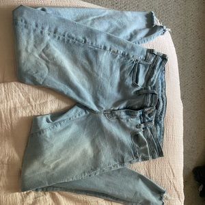 american eagle light wash ripped jeans